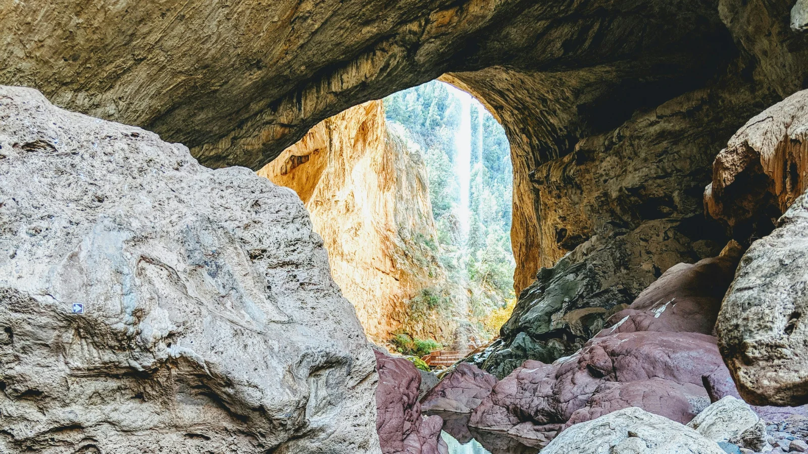natural bridge in arizona